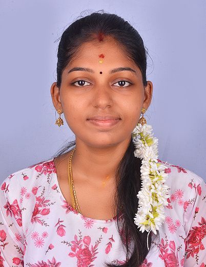 Shanmugi, Founder of HoneyBee Learning